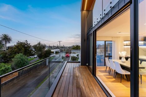 Photo of property in 47c Hastings Road, Mairangi Bay, Auckland, 0630