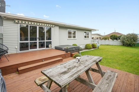 Photo of property in 12 Polstead Road, Stoke, Nelson, 7011