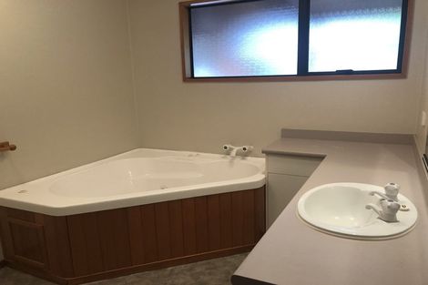 Photo of property in 107 Bush Road, Mosgiel, 9024