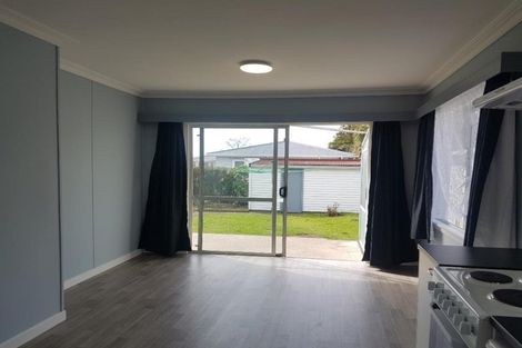 Photo of property in 69 Govett Avenue, Frankleigh Park, New Plymouth, 4310