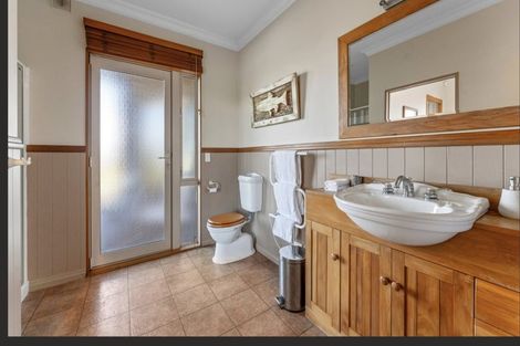 Photo of property in 38 Mapara Road, Acacia Bay, Taupo, 3385