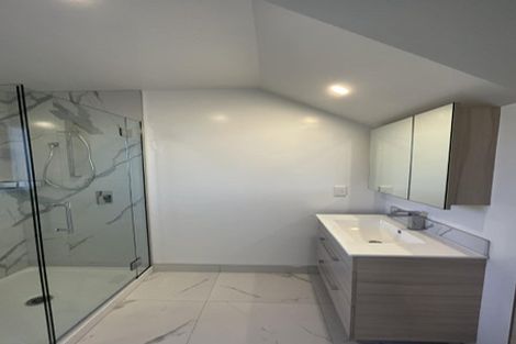 Photo of property in 3/231 Marine Parade, Seatoun, Wellington, 6022