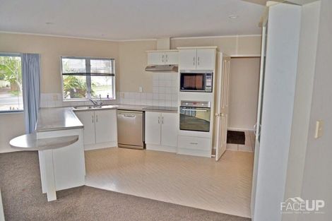 Photo of property in 107 Marina View Drive, West Harbour, Auckland, 0618