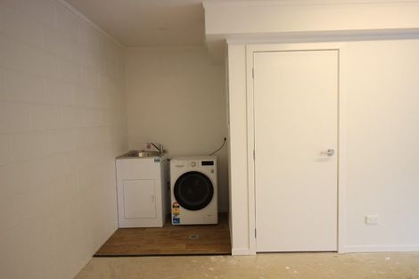 Photo of property in 1c Stott Avenue, Birkdale, Auckland, 0626