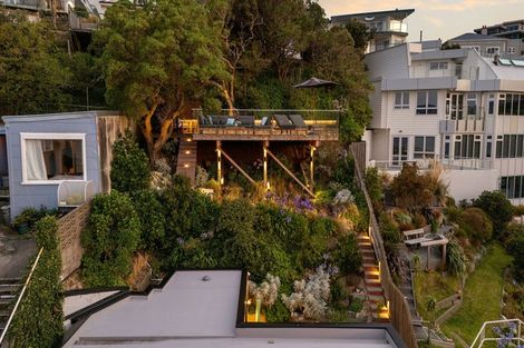 Photo of property in 2 Maida Vale Road, Roseneath, Wellington, 6011