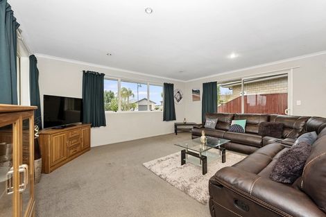 Photo of property in 6 Raddington Way, Huntington, Hamilton, 3210
