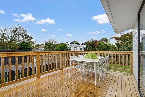 Photo of property in 13a Kaiwaka Road, Waiuku, 2123