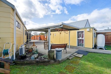 Photo of property in 10 Broadbelt Grove, Levin, 5510
