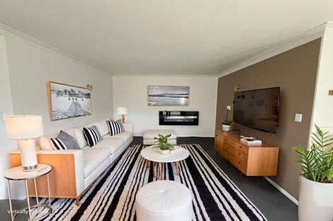 Photo of property in 1/66 Beach Road, Pahurehure, Papakura, 2113