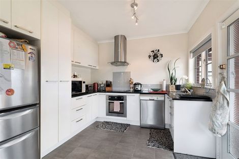 Photo of property in 20 Nile Road, Kelston, Auckland, 0602