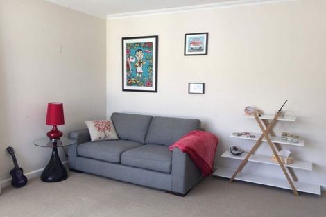 Photo of property in Winslow Apartments, 5/2 Ohiro Road, Aro Valley, Wellington, 6021