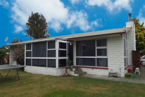 Photo of property in 4 Dunluce Place, Hornby, Christchurch, 8042