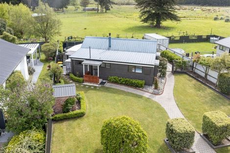 Photo of property in 34 Woodend Beach Road, Woodend Beach, Kaiapoi, 7691