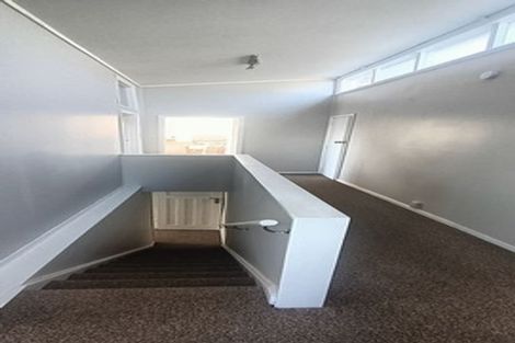 Photo of property in 120 Nicholson Road, Khandallah, Wellington, 6035