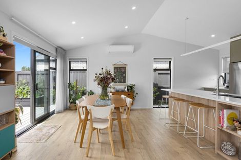 Photo of property in 1b Fairburn Place, Leamington, Cambridge, 3432