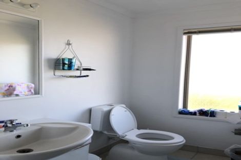 Photo of property in 49 Millennial Way, Orewa, 0931