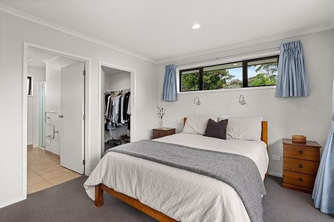 Photo of property in 71 Riddell Road, Kerikeri, 0230