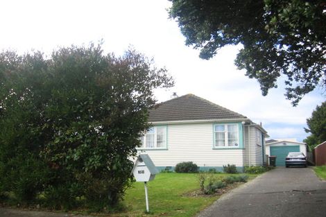 Photo of property in 39 Atiawa Crescent, Waiwhetu, Lower Hutt, 5010