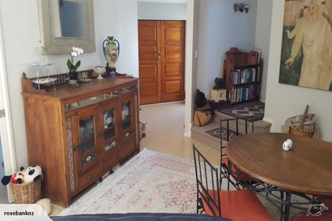 Photo of property in 102 York Avenue, Greenmeadows, Napier, 4112