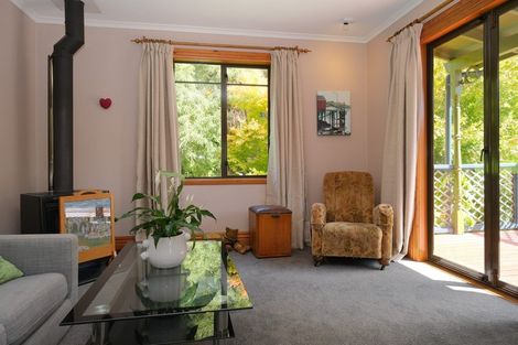Photo of property in 21 Harbour Terrace, Careys Bay, Port Chalmers, 9023