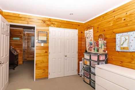 Photo of property in 24 Ruahine Street, Dannevirke, 4930