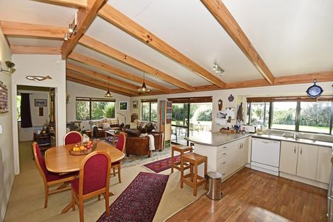 Photo of property in 210a Pukenui Road, Kaiwaka, 0573