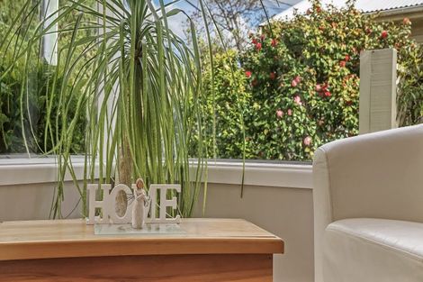 Photo of property in 1/213 Waimea Terrace, Beckenham, Christchurch, 8023