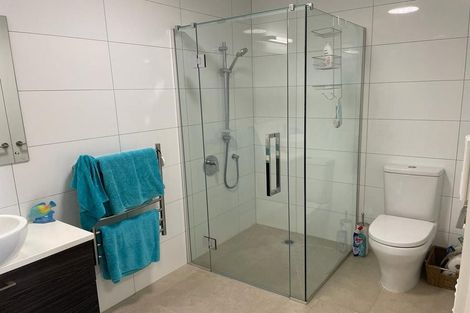 Photo of property in 20 Rewa Rewa Lane, Orewa, 0931