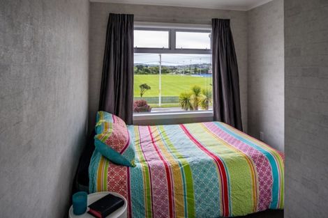 Photo of property in 2/11 Awarua Street, Elsdon, Porirua, 5022