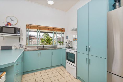 Photo of property in 17 Endeavour Close, Whitianga, 3510