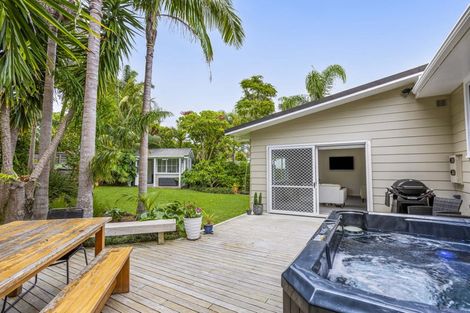Photo of property in 78 Rosario Crescent, Red Beach, 0932