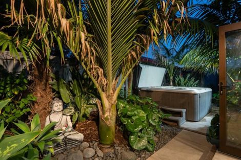 Photo of property in 128 Dickson Road, Papamoa Beach, Papamoa, 3118