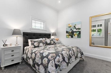 Photo of property in 63 Dublin Street, Martinborough, 5711