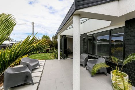 Photo of property in 24 Sackville Street, Fitzroy, New Plymouth, 4312