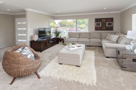 Photo of property in 3/71 Frank Nobilo Drive, Golflands, Auckland, 2013
