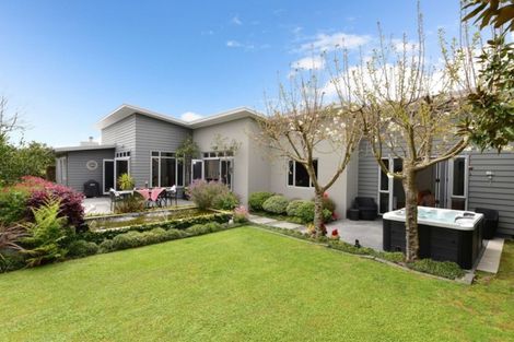 Photo of property in 64 Palliser Drive, Huntington, Hamilton, 3210