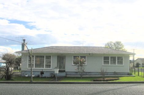 Photo of property in 122 George Street, Hikurangi, 0114