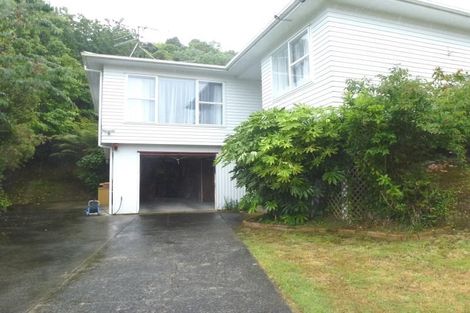 Photo of property in 4 Julia Place, Tawa, Wellington, 5028