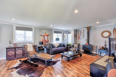 Photo of property in 101 Seaward Road, Edendale, 9825