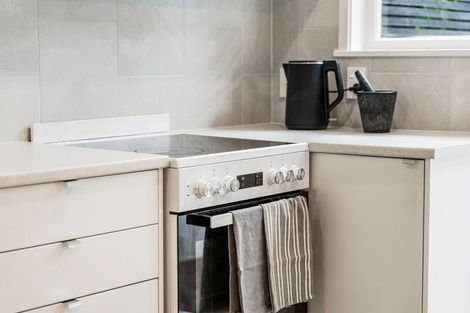 Photo of property in 6/134 Edmonton Road, Te Atatu South, Auckland, 0610