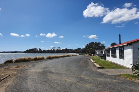 Photo of property in 9 Beach Road, Glenbrook, Waiuku, 2681