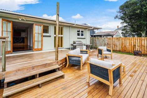 Photo of property in 5 Tauraroa Road, Maungakaramea, Whangarei, 0178
