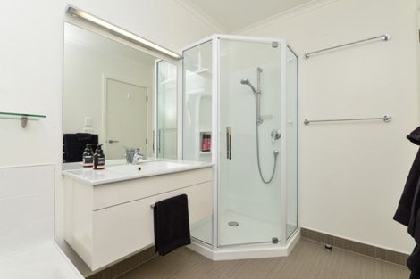 Photo of property in 24 Ranfurly Avenue, Fairfield, Hamilton, 3214