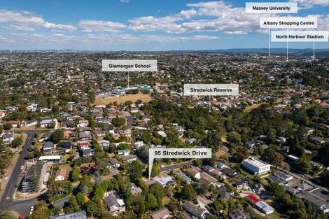 Photo of property in 95 Stredwick Drive, Torbay, Auckland, 0630