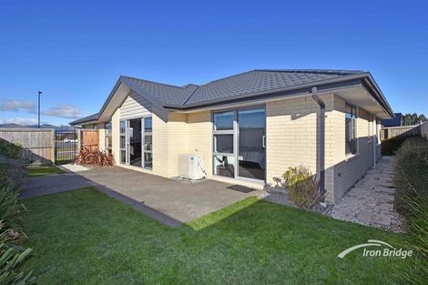 Photo of property in 2 Killarney Avenue, Halswell, Christchurch, 8025