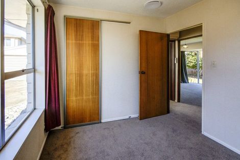Photo of property in 19 Broadfell Avenue, Avonhead, Christchurch, 8042