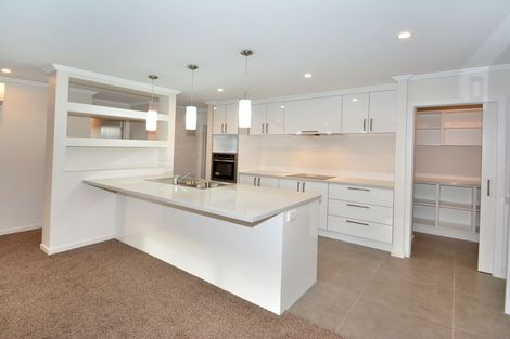 Photo of property in 23 Glengarry Road, Glen Eden, Auckland, 0602