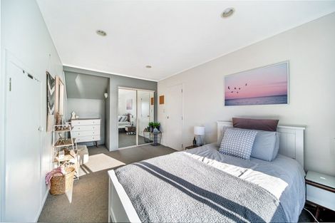 Photo of property in 2/23a Vincent Street, Howick, Auckland, 2014