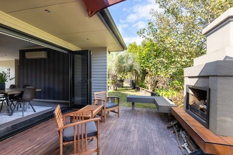 Photo of property in 69a Karamea Street, Whalers Gate, New Plymouth, 4310