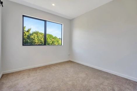 Photo of property in 5/24 Tomo Street, New Lynn, Auckland, 0600